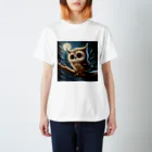 2024billionのねこふくろう Regular Fit T-Shirt