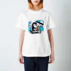 noshin_shopのペンギンのバカンス Regular Fit T-Shirt