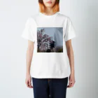 puakeli 合同会社の枝垂れ桜と五重塔 Regular Fit T-Shirt