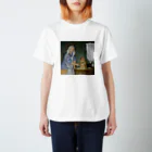 marmot addict ［マーモット中毒］のマーモットを洗う女 Regular Fit T-Shirt