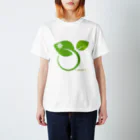 はる_社務所の新緑 Regular Fit T-Shirt