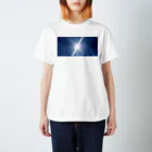 キアヌの太陽サンサン Regular Fit T-Shirt