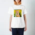 猫好きの谷の猫の水彩画/花畑のチャシロねこのイラスト/茶白ネコ Regular Fit T-Shirt