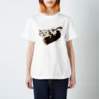 おできちゃんのとぶねこ Regular Fit T-Shirt