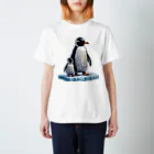 アニマルアートのペンギンの親子 Regular Fit T-Shirt