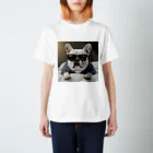 SI-SAAのおやすみBOSS犬 Regular Fit T-Shirt