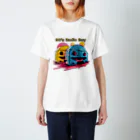 桜音ことこ企画のRadio Boy1 Regular Fit T-Shirt