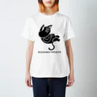 yachiyo kijishiroの「地に足がついていない」Tシャツ Regular Fit T-Shirt