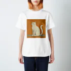 ミリススタイルの凛々しく立つネコ Regular Fit T-Shirt