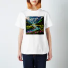 Rパンダ屋の「美しい山風景グッズ」 Regular Fit T-Shirt