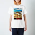 NICE-GOのトラクターとカエル Regular Fit T-Shirt