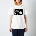 絵本はパンクのぶらっくらびっと　くろ Regular Fit T-Shirt