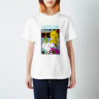 Manhole Delivery　の宇宙人と戯れる猫 スタンダードTシャツ Regular Fit T-Shirt