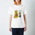 たぬきゅんショップのラビやんと缶 Regular Fit T-Shirt