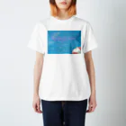 コ八ルのswimming pool Regular Fit T-Shirt