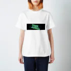 serorikoの生きながら墓場に住んでる Regular Fit T-Shirt