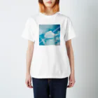 yuika hisaiの雲とネオン スタンダードTシャツ
