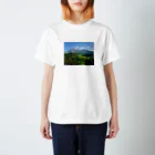 Mucho-Tierraのバスクの山 スタンダードTシャツ