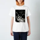 MANDALA MADARAの夜のドラム（タム） Regular Fit T-Shirt