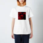 くさなぎ®︎🌧️のRed Spyder Lily shirt スタンダードTシャツ