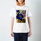 hana,hanaのグラフィックフラワー Regular Fit T-Shirt