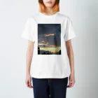 equal6006の夕方の雨雲 Regular Fit T-Shirt