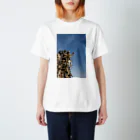 Franciscoのhill of cross -vivid- Regular Fit T-Shirt