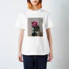 upbeatのイラスト風薔薇Tシャツ Regular Fit T-Shirt