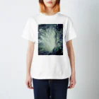 パーマとヒツジの霧と緑 Regular Fit T-Shirt