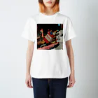 QUESTIONMARKのタバコと女の人 Regular Fit T-Shirt