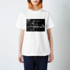 やぎゅのモノクロ2 Regular Fit T-Shirt