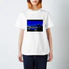 fzeroの富士山と街灯り Regular Fit T-Shirt