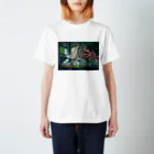 さじのたゆたう Regular Fit T-Shirt