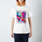 borabora-mamaのカラフルＬＯＶＥ Regular Fit T-Shirt