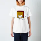 ひねくれ堂のカステラに顔を突っ込む猫 スタンダードTシャツ