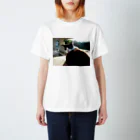 きしの見返り美猫図 Regular Fit T-Shirt