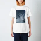 写真家 古熊美帆の透明な袋 Regular Fit T-Shirt