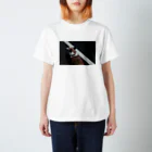 tokyo_corgiの白線コーギー Regular Fit T-Shirt