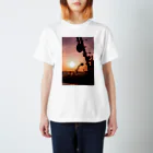 写真プリントの夕焼け小焼け スタンダードTシャツ