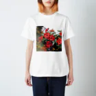 HANAYAの紅 Regular Fit T-Shirt