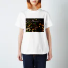 hiroki-naraの落ち葉と根　DATA_P_138 Regular Fit T-Shirt