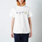 R503の風に乗るねこ Regular Fit T-Shirt