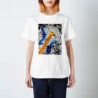 magma girlの見つめるギター005 Regular Fit T-Shirt