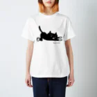 hadaconeko shopの背伸びのポーズ Regular Fit T-Shirt