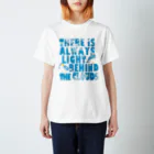 circle and dropsのインコちゃんと青い空 Regular Fit T-Shirt