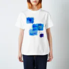 Hi*roomのウリクラゲとマンボウとチンアナゴの四角い海 Regular Fit T-Shirt