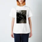 taro--88のクロ Regular Fit T-Shirt