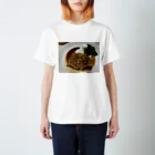 DENAの肉肉肉！ Regular Fit T-Shirt