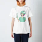 菊ノ珈琲の扇風機と女の子 Regular Fit T-Shirt