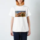 ART_collectionの「カーニュの郵便局の庭からの眺め」ルノワール Regular Fit T-Shirt